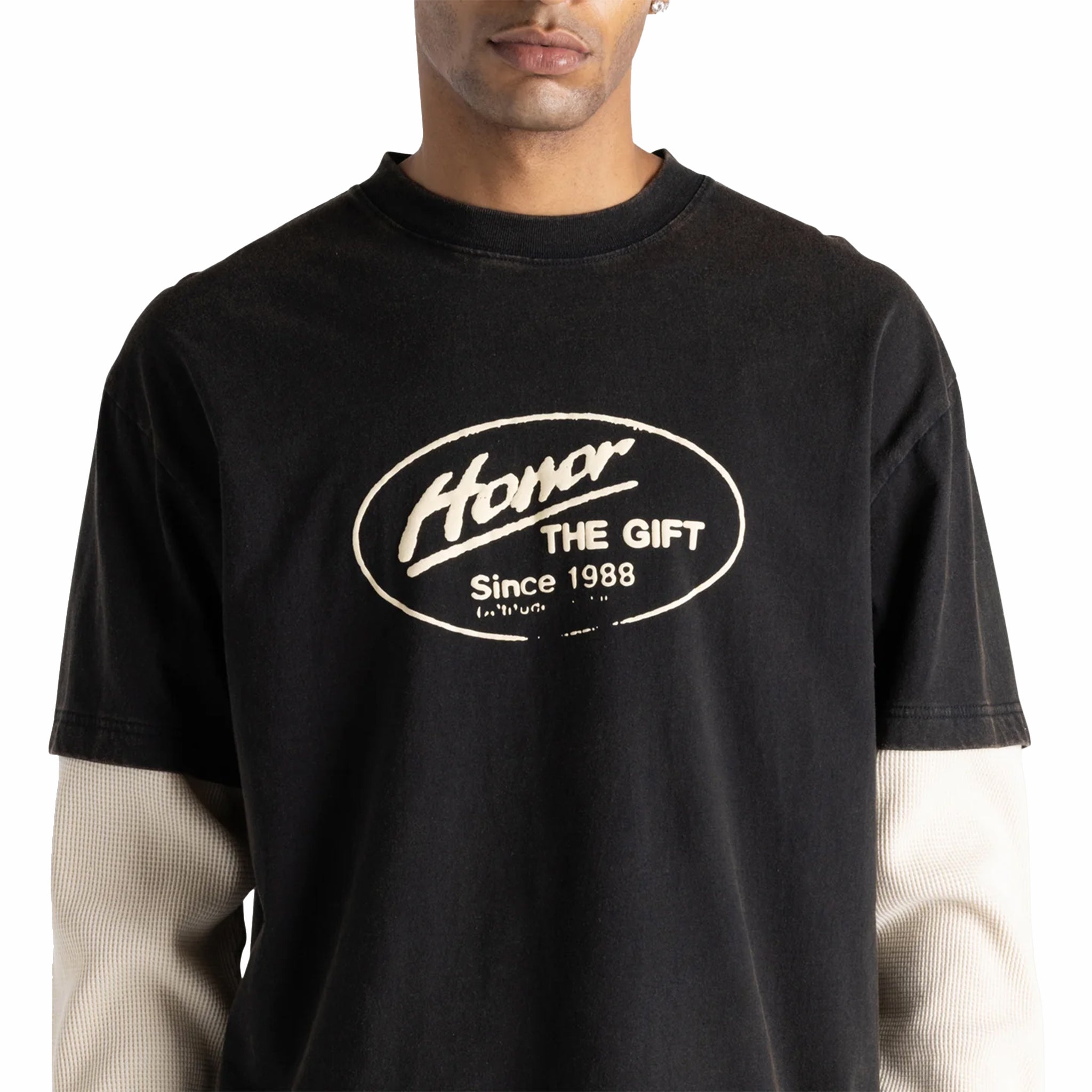 Honor The Gift Just Be Longsleeve T-Shirt (Black) - August Shop