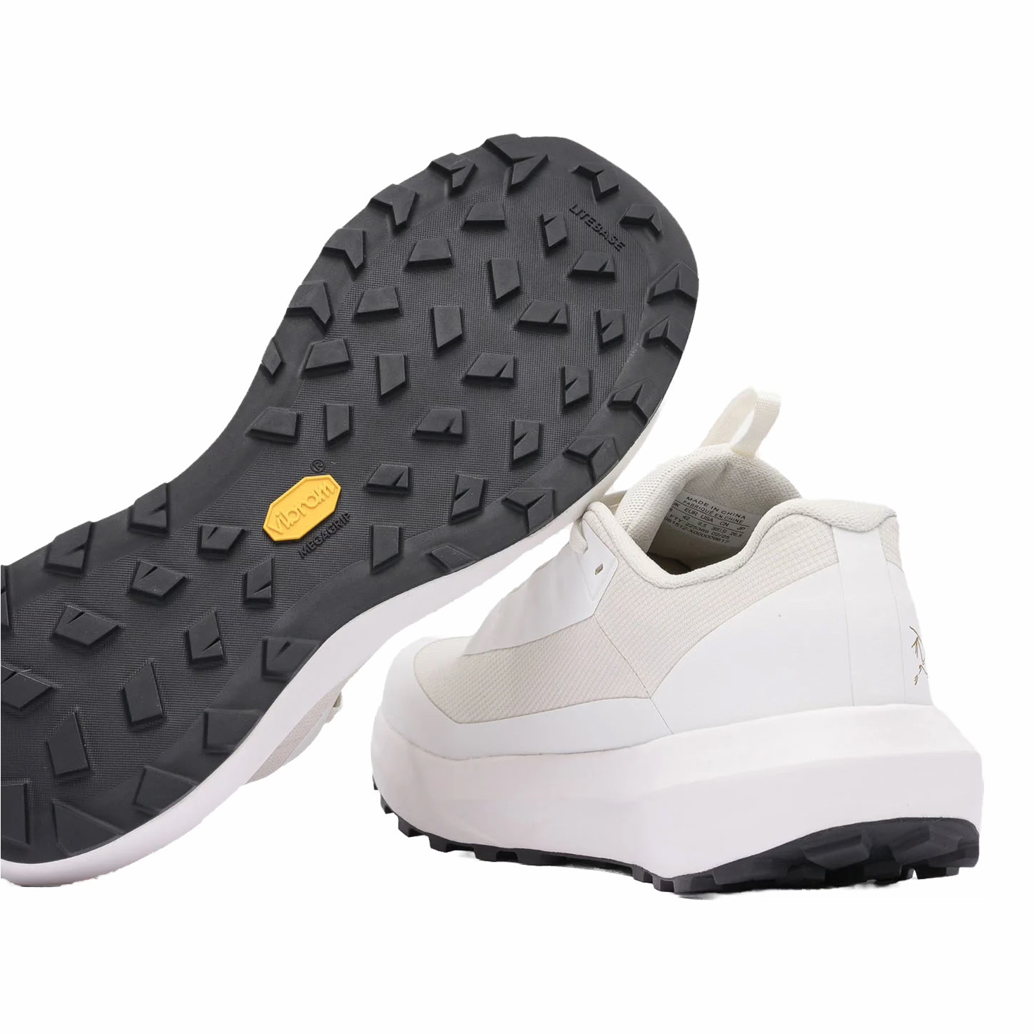 【新品未開封】ノアージュダーマ　リバース Arc'Teryx Norvan LD 4 GTX (Arctic Silk/Arctic Silk) – August