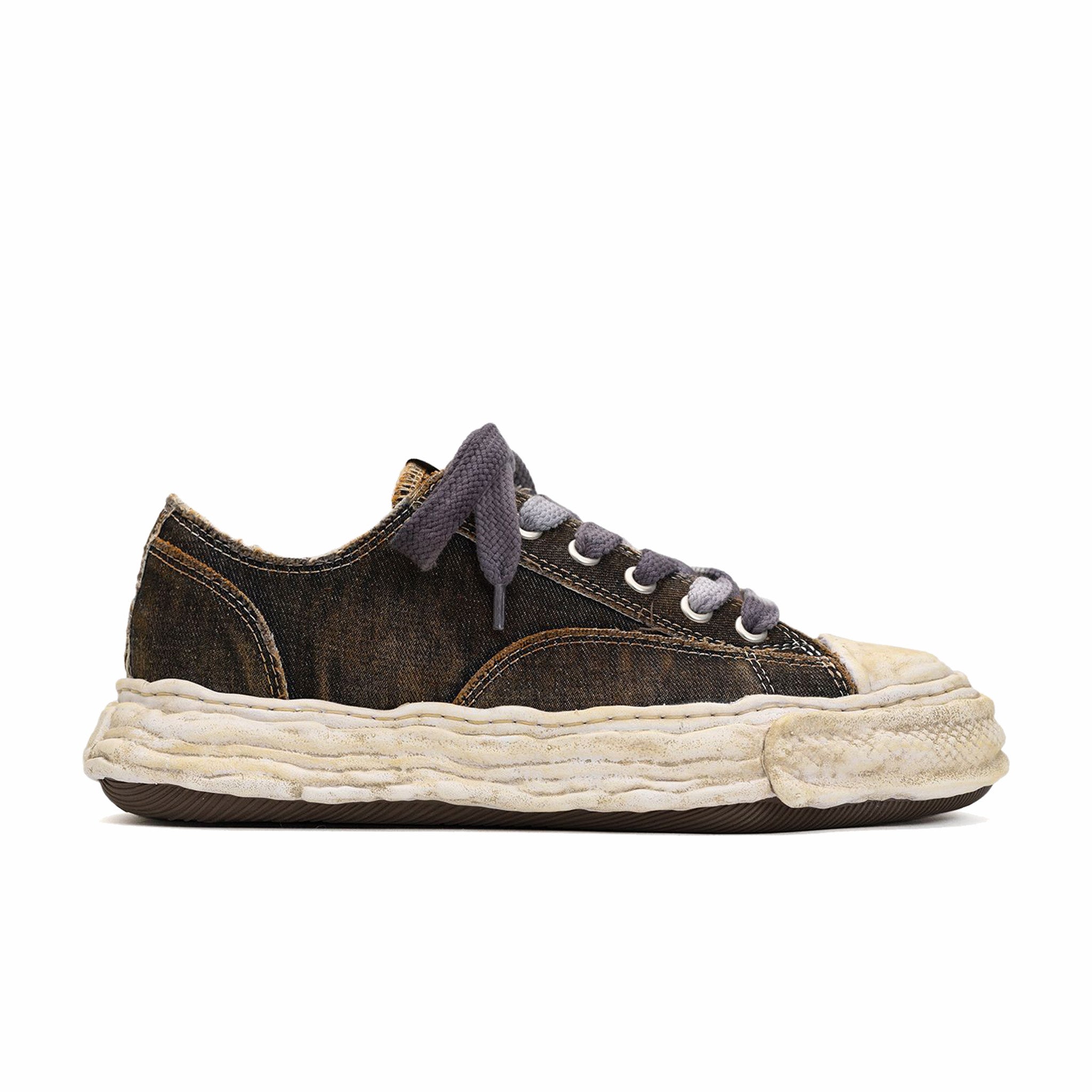 Maison MIHARA YASUHIRO &quot;PETERSON23&quot; OG Sole Washed Denim Low-Top Sneaker (Black)