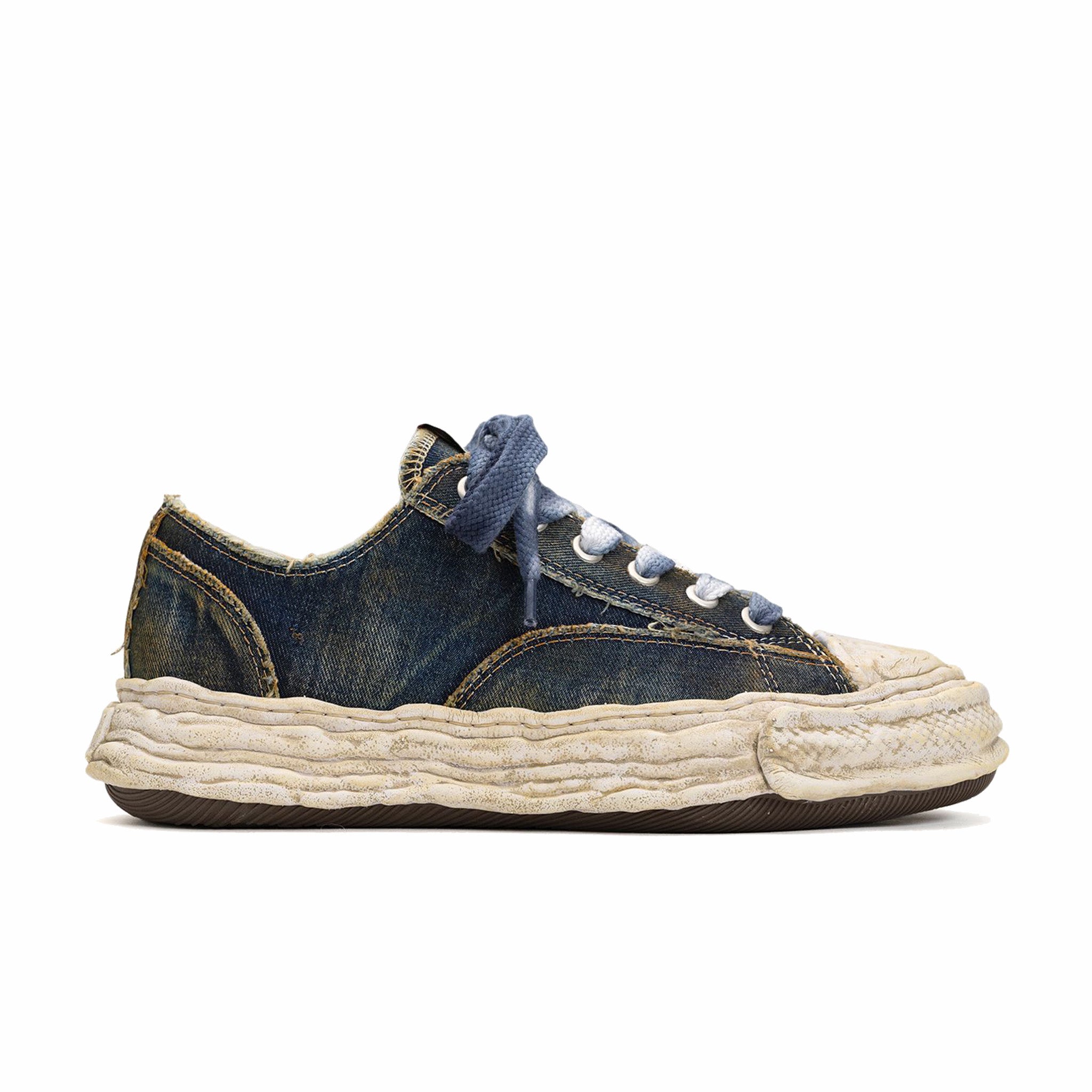 Maison MIHARA YASUHIRO &quot;PETERSON23&quot; OG Sole Washed Denim Low-Top Sneaker (Blue) - August Shop