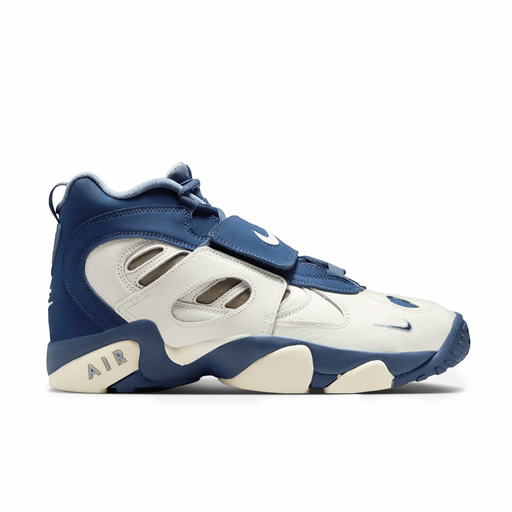 Nike Men's Air Diamond Turf 2 "Royals" (Sail/Mystic Navy-Blue Grey) - August Shop