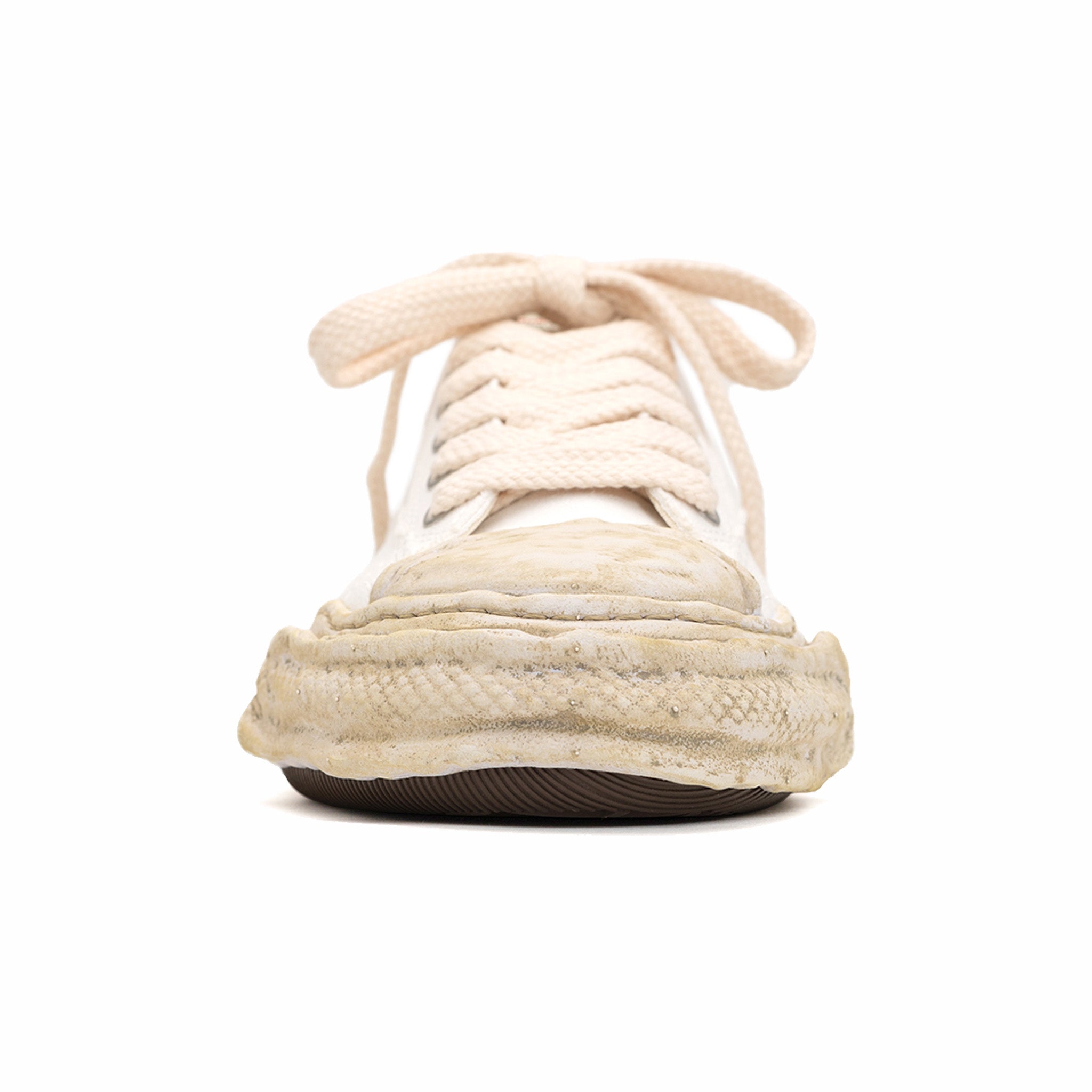 Maison MIHARA YASUHIRO &quot;PETERSON23&quot; OG Dyed Sole Canvas Low-Top Sneaker (White) - August Shop